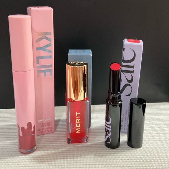 💋 For your LIPS 👄 ONLY ! - Picture 1 of 8